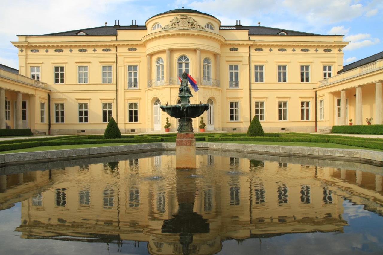 Károlyi Kastély Hotel&Restaurant Fehérvárcsurgó Exterior foto